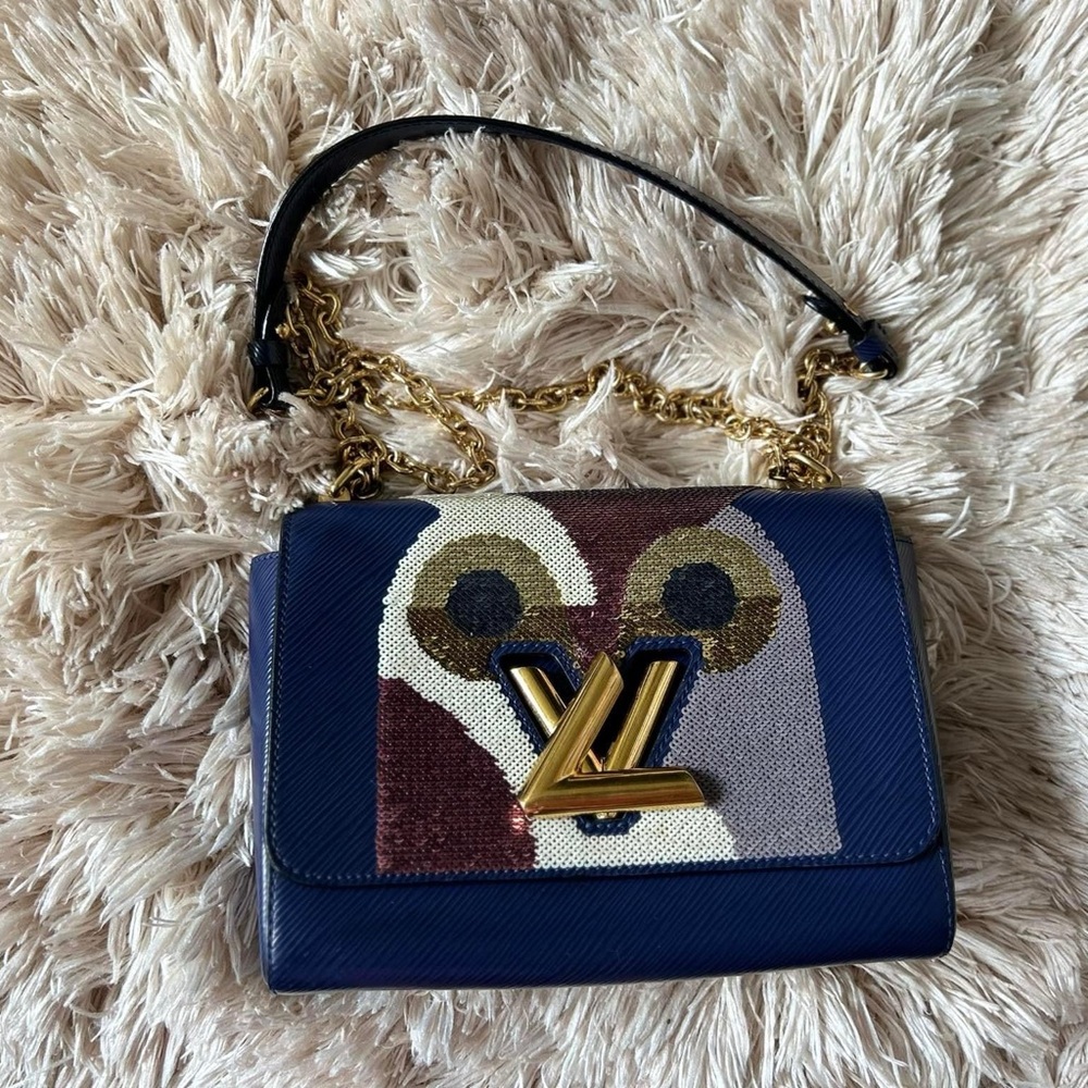 LE Twist MM Navy Epi Leather & Sequin Owl